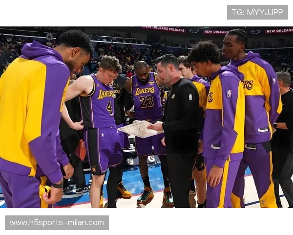 湖人打强队显力不从心：王朝的崩塌与未来的困境