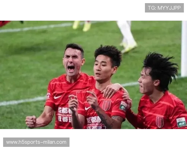 中超球队高压逼抢细节调整，突破防线迎来战术新变革