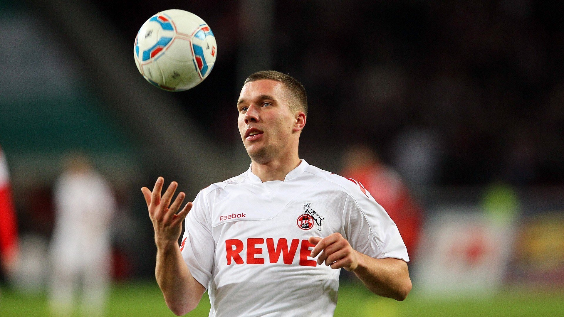 “马科斯·梅特罗的精湛技术与领导能力，帮助阿根廷美洲狮队成为新一代强队”